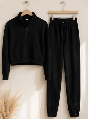 Aritzia TNA Half-Zip & Jogger Set • Black • XXS